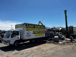 Best Attic Cleanout  in Walled Lake, MI
